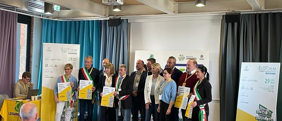 , GELSIA AMBIENTE PREMIATA A FIANCO DI 8 COMUNI RICICLONI AD ECOFORUM LOMBARDIA 2023, Gelsia Ambiente, Gelsia Ambiente